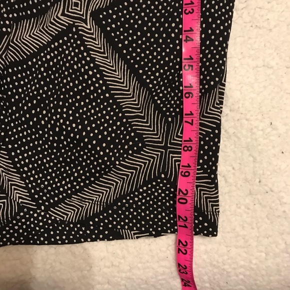 🔴4 for 25🔴 Lucky Brand Cream & Black Wrap Skirt - Picture 4 of 8